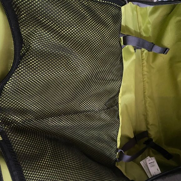 Patagonia Black Hole Duffel 100L - Picture 8 of 8